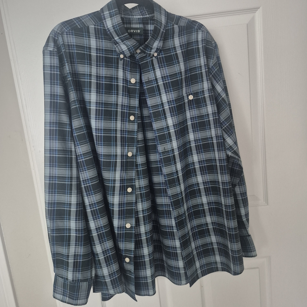 Orvis Men's Blue and Black Plaid Button-Down Shirt